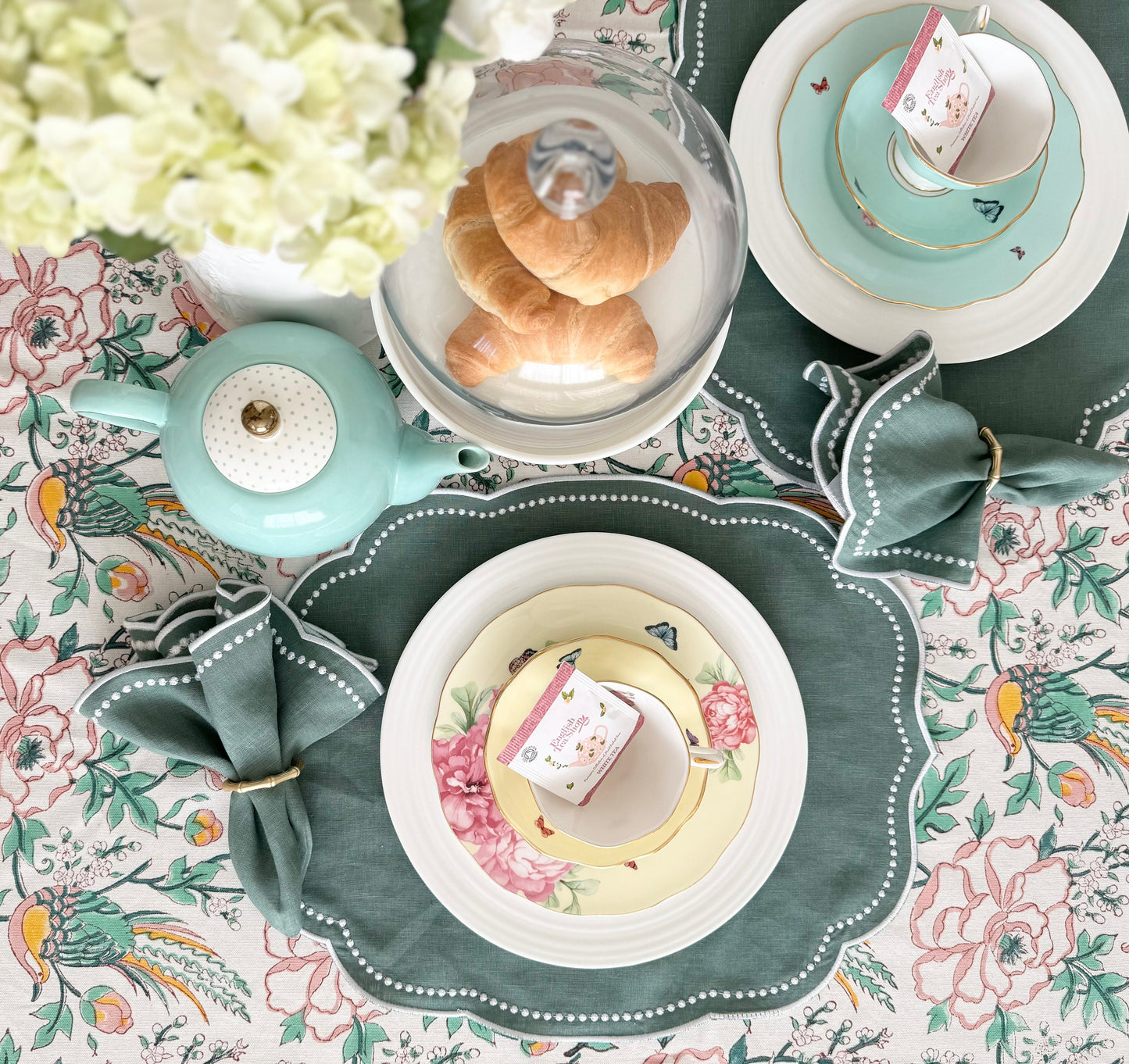 Sage Soirée Linen Rectangle Placemats — Set of 4 / 6