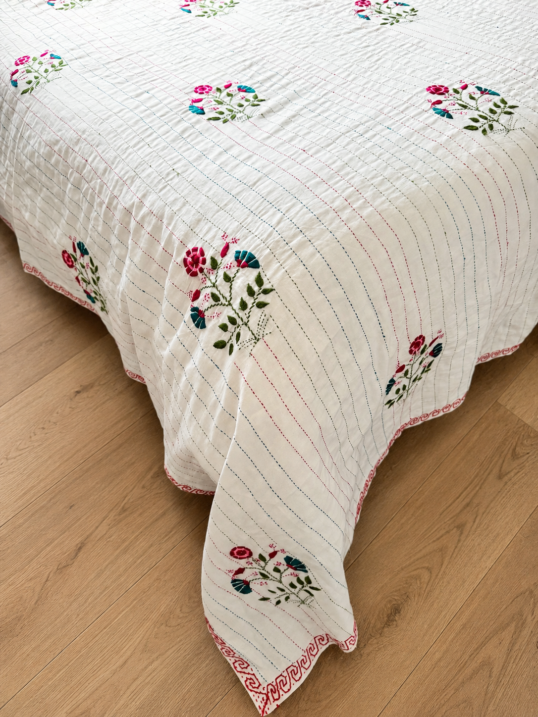 Bonolota | Hand-Embroidered Nakshi Katha