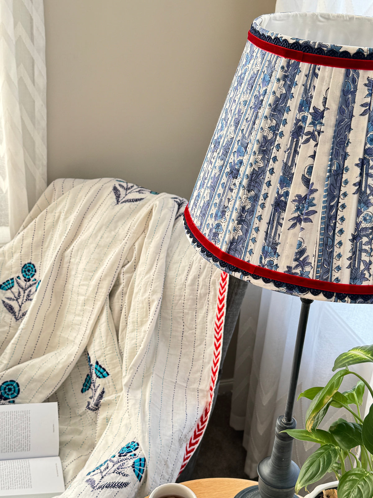 Neel Katha | Hand-Embroidered Nakshi Katha
