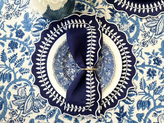 Navy Soirée Round Linen Placemats — Set of 4 / 6
