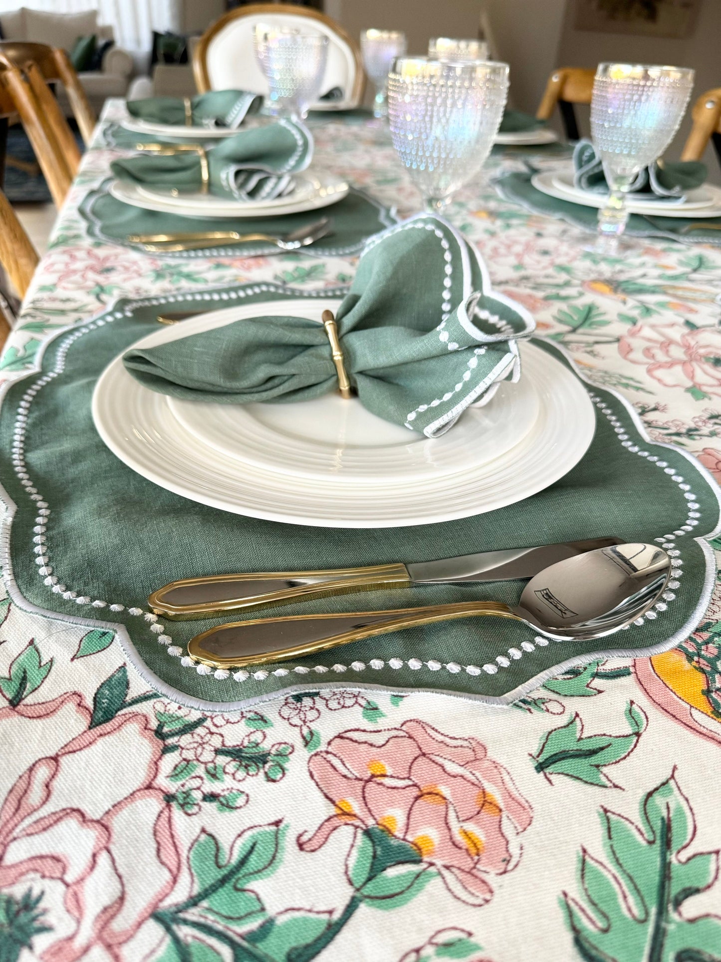 Sage Soirée Linen Napkins — Set of 4 / 6