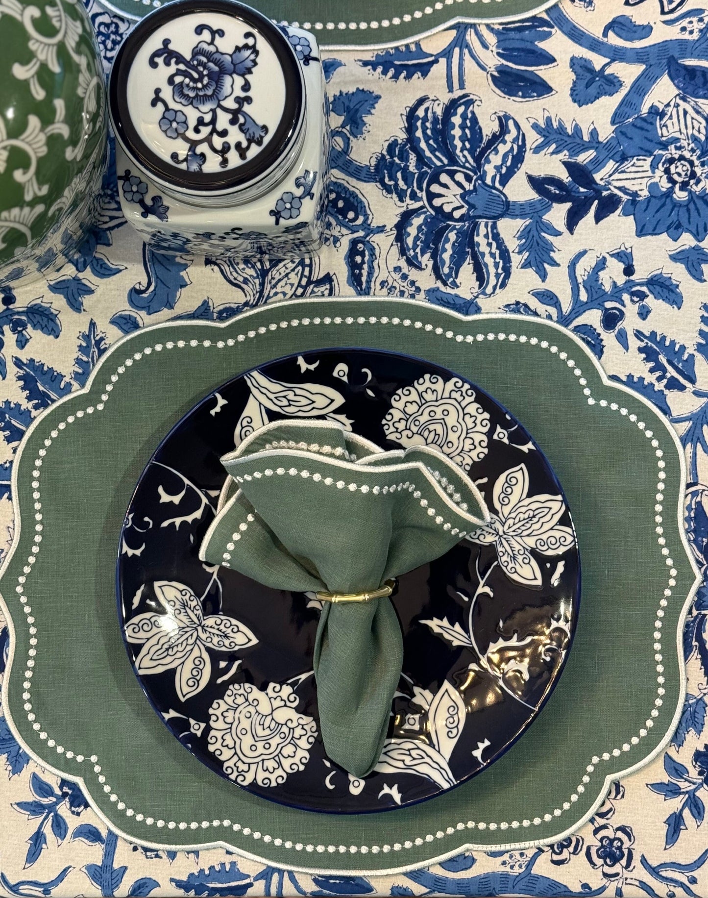 Sage Soirée Linen Rectangle Placemats — Set of 4 / 6